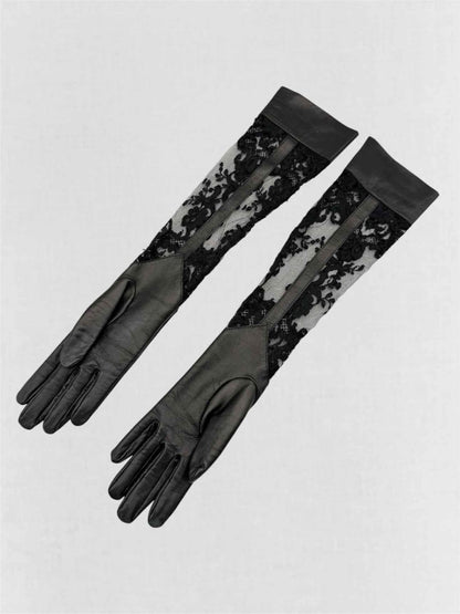 Pre-loved AGENT PROVOCATEUR Lovella Black Floral Lace Gloves at Reems Closet
