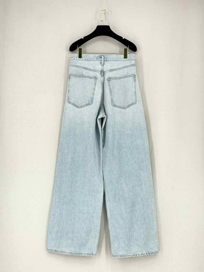 Pre - loved AGOLDE Vana Pale Blue Size 26 Jeans at Reems Closet
