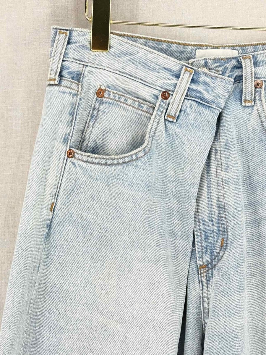 Pre - loved AGOLDE Vana Pale Blue Size 26 Jeans at Reems Closet