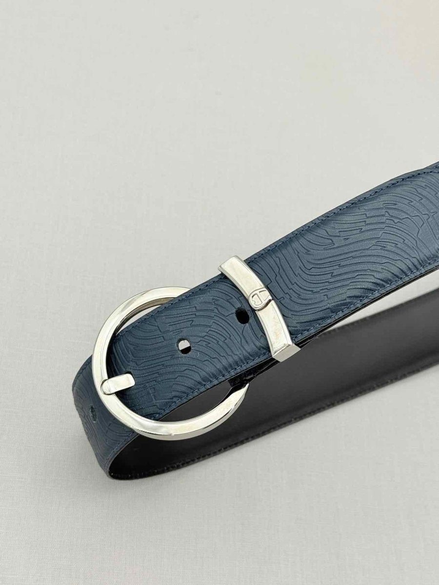 Pre - loved AIGNER Blue Belt at Reems Closet