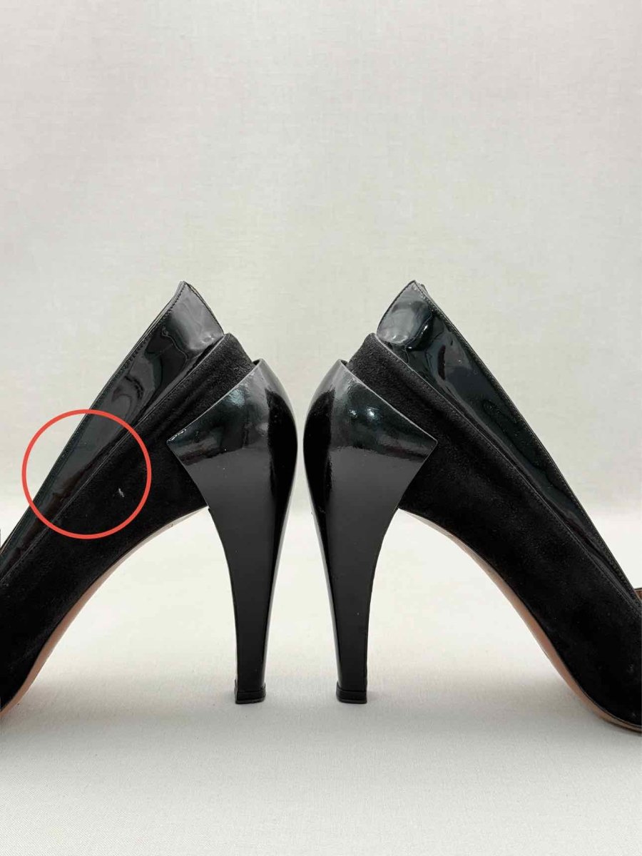 Pre-loved ALAIA Azzedine Black Size EU 38 Pumps at Reems Closet