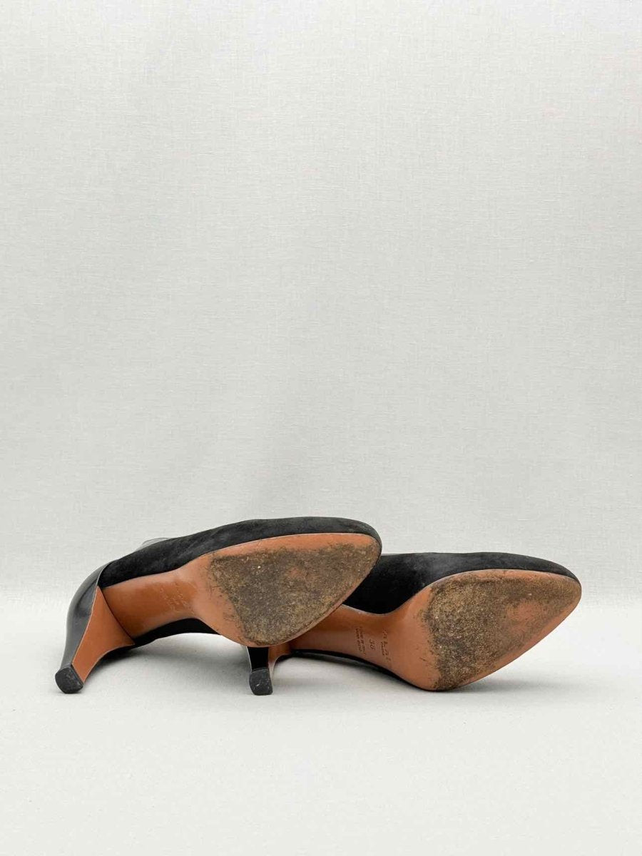 Pre-loved ALAIA Azzedine Black Size EU 38 Pumps at Reems Closet