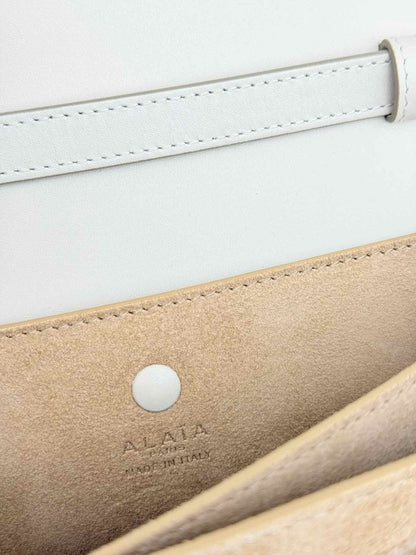 Pre-loved ALAIA Le Papa Off-white Shoulder Bag at Reems Closet