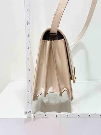 Pre-loved ALAIA Le Papa Off-white Shoulder Bag at Reems Closet