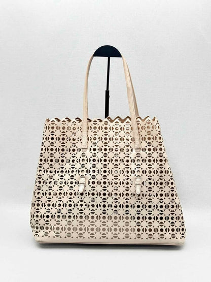 Pre-loved ALAIA Mina 25 Beige Tote Bag at Reems Closet
