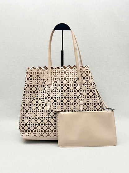 Pre-loved ALAIA Mina 25 Beige Tote Bag at Reems Closet