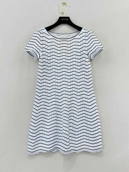 Pre - loved ALAIA White & Blue Chevron Size US 6 Short Dress at Reems Closet