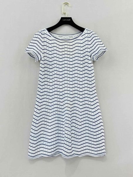 Pre - loved ALAIA White & Blue Chevron Size US 6 Short Dress at Reems Closet