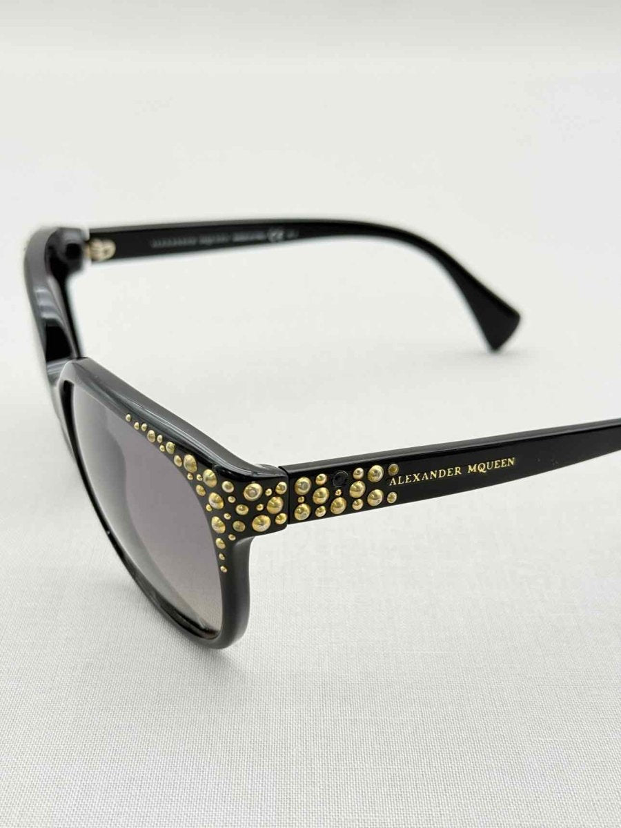Pre - loved ALEXANDER MCQUEEN Black Sunglasses at Reems Closet