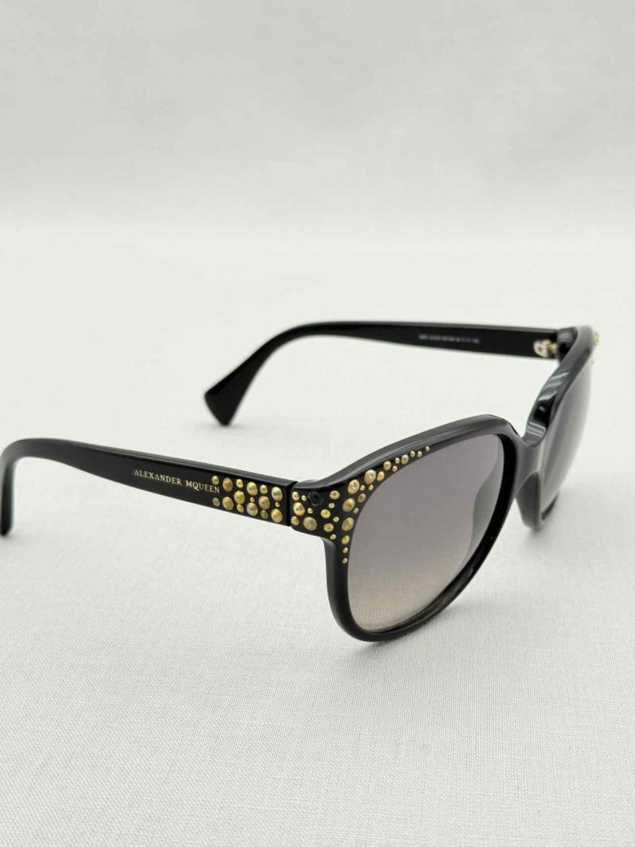 Pre - loved ALEXANDER MCQUEEN Black Sunglasses at Reems Closet