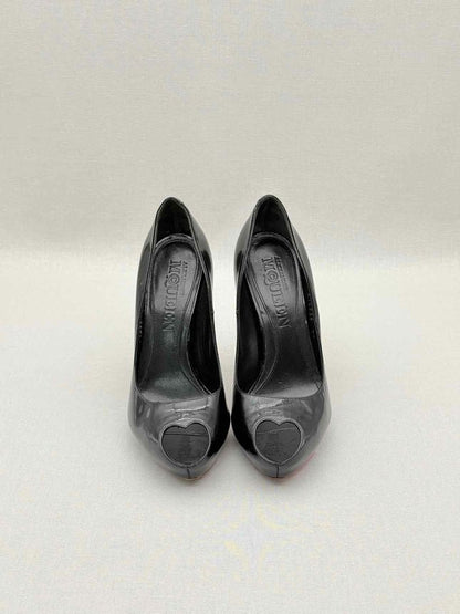 Pre - loved ALEXANDER MCQUEEN Heart Black Size EU 37 Pumps at Reems Closet