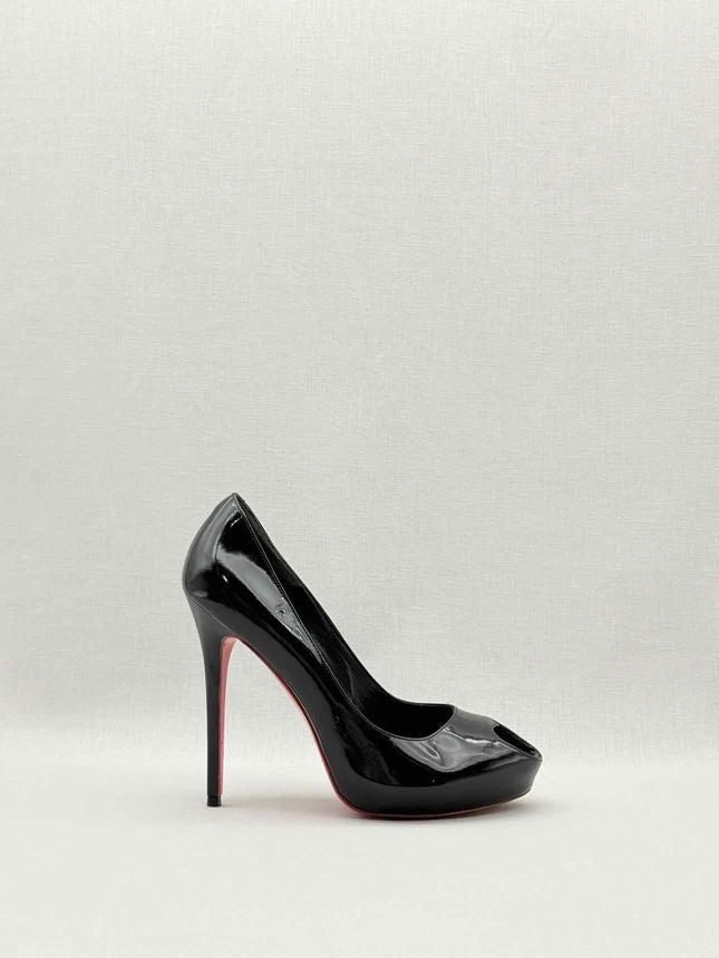 Pre - loved ALEXANDER MCQUEEN Heart Black Size EU 37 Pumps at Reems Closet