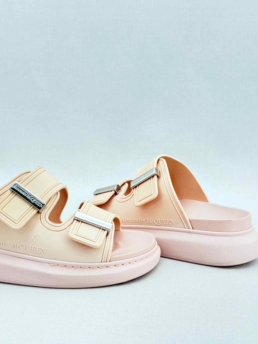 Pre - loved ALEXANDER MCQUEEN Light Pink Size EU 36 Slides at Reems Closet