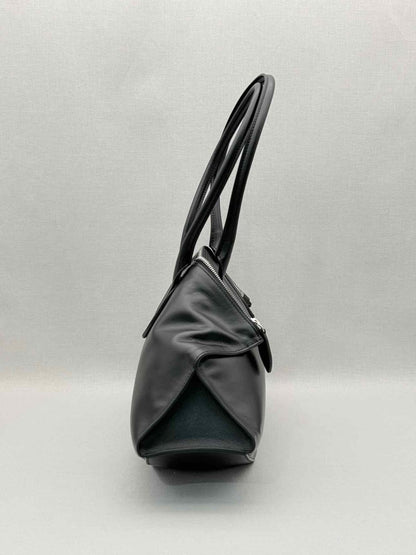 Pre-loved ALEXANDER MCQUEEN Manta Black Shoulder Bag at Reems Closet