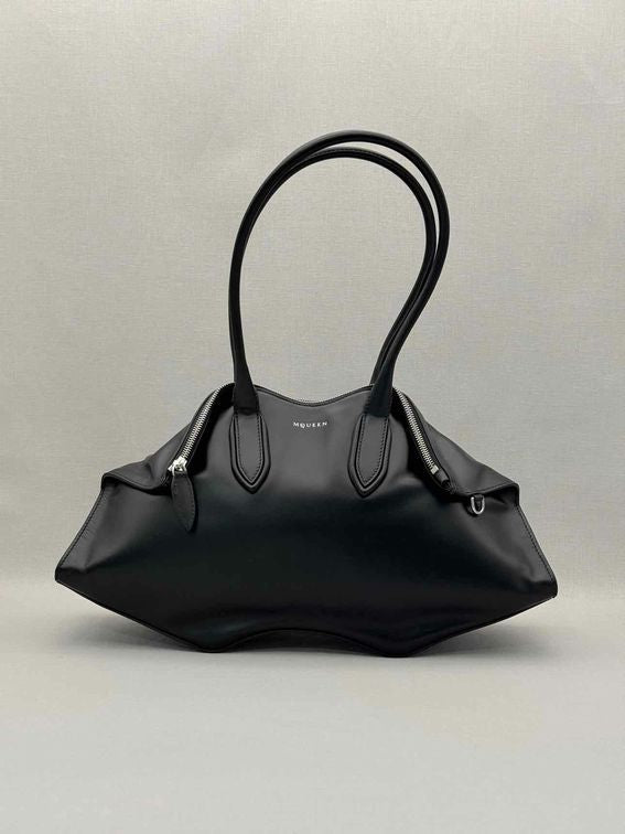 Pre-loved ALEXANDER MCQUEEN Manta Black Shoulder Bag at Reems Closet