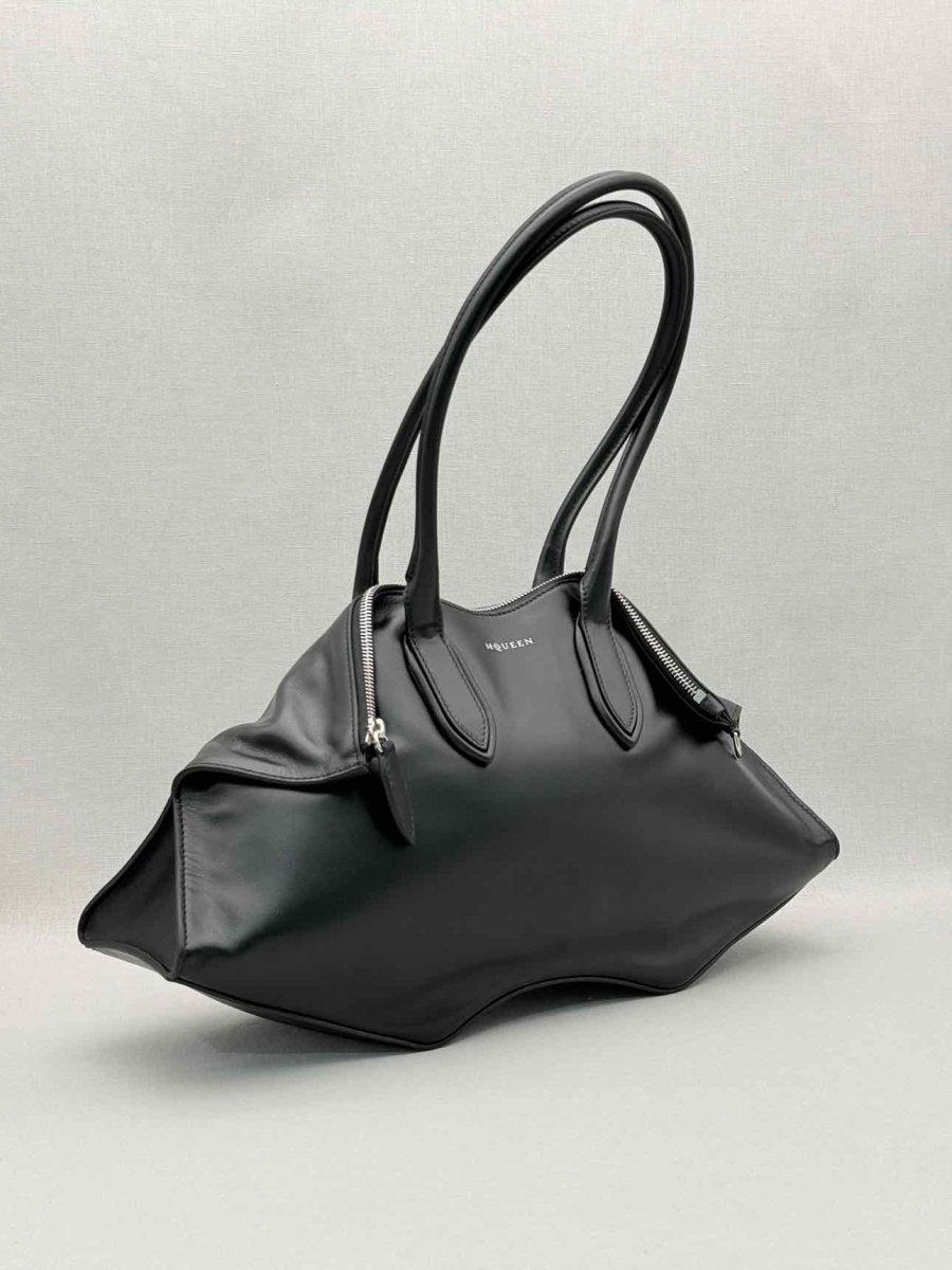 Pre-loved ALEXANDER MCQUEEN Manta Black Shoulder Bag at Reems Closet