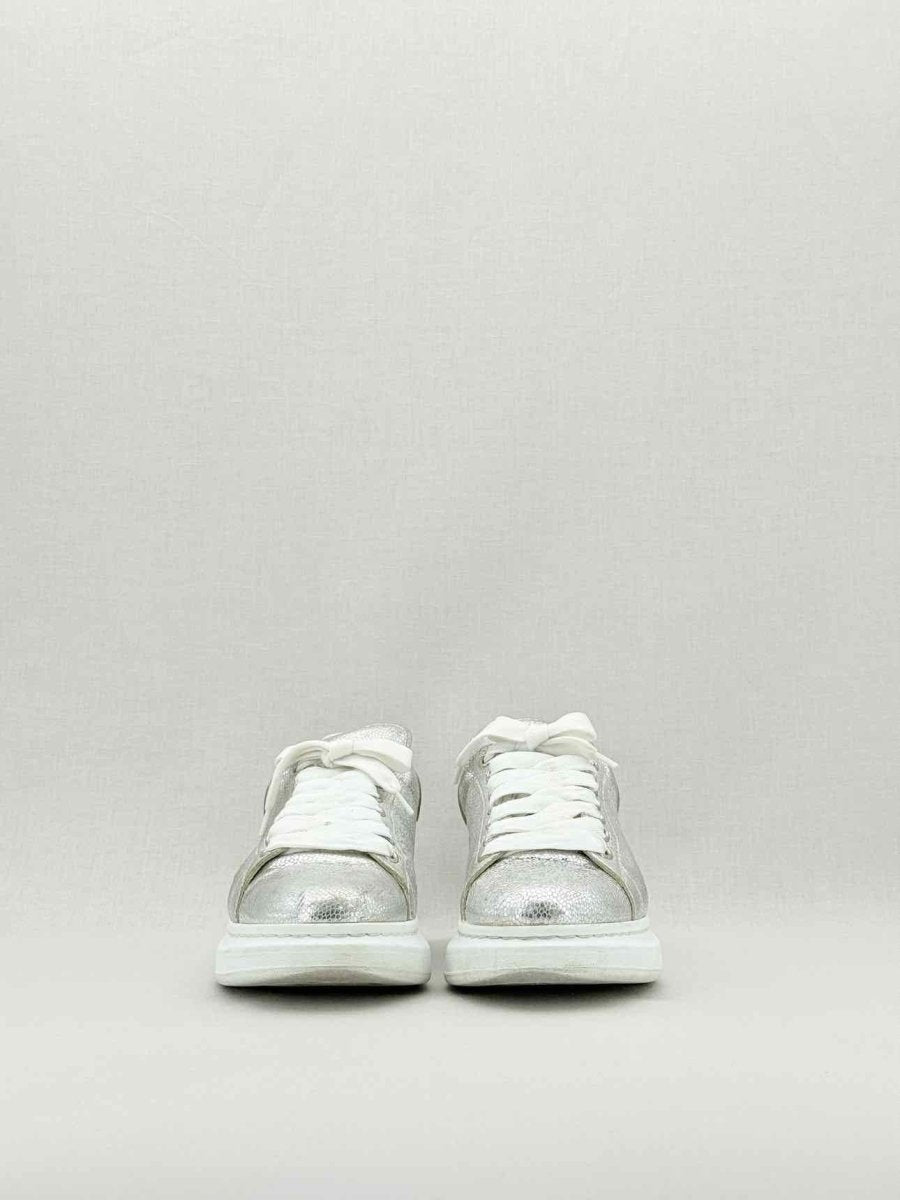 Pre - loved ALEXANDER MCQUEEN Metallic Silver Size EU 40 Sneakers at Reems Closet
