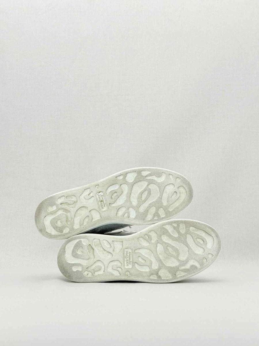 Pre - loved ALEXANDER MCQUEEN Metallic Silver Size EU 40 Sneakers at Reems Closet