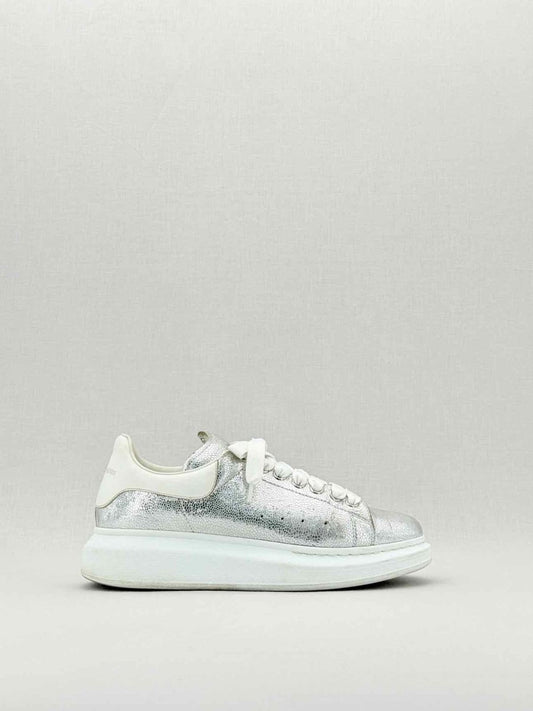 Pre - loved ALEXANDER MCQUEEN Metallic Silver Size EU 40 Sneakers at Reems Closet