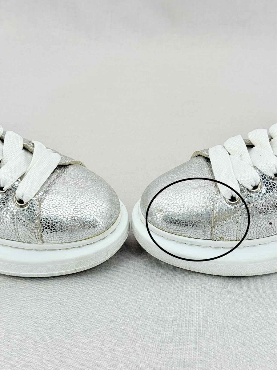 Pre - loved ALEXANDER MCQUEEN Metallic Silver Size EU 40 Sneakers at Reems Closet