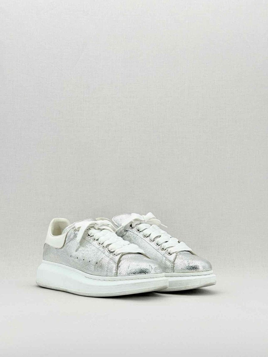 Pre - loved ALEXANDER MCQUEEN Metallic Silver Size EU 40 Sneakers at Reems Closet