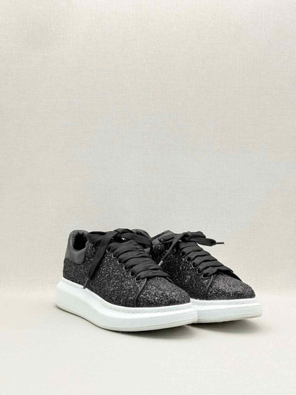 Pre-loved ALEXANDER MCQUEEN Oversized Black Size EU 39 Sneakers at Reems Closet