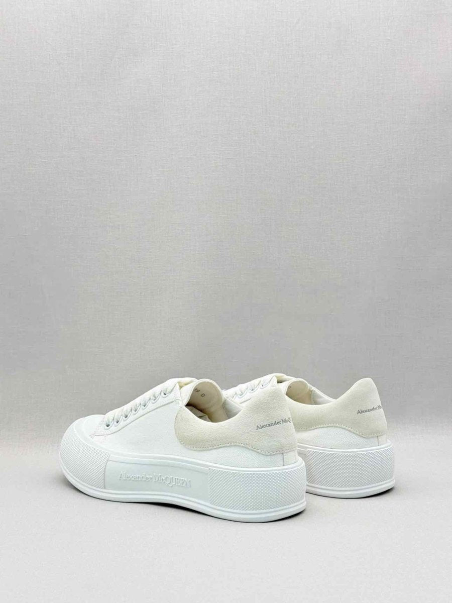 Pre-loved ALEXANDER MCQUEEN White Size EU 39 Sneakers at Reems Closet