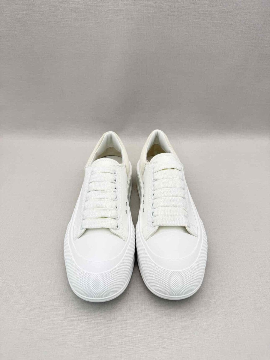 Pre-loved ALEXANDER MCQUEEN White Size EU 39 Sneakers at Reems Closet