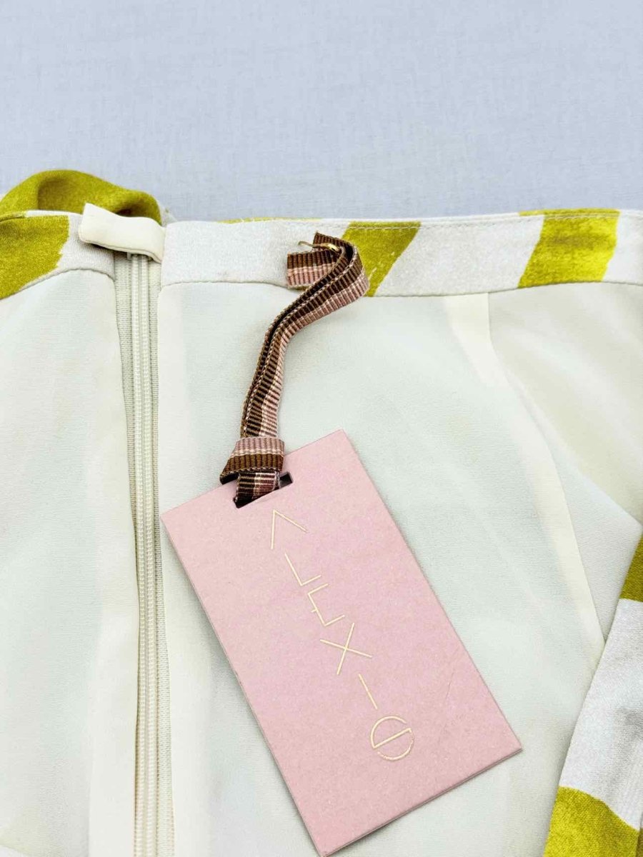 Pre - loved ALEXIS Cres Green & White Size XLarge Long Skirt at Reems Closet