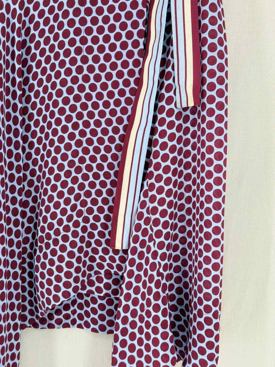 Pre - loved ALEXIS Size Medium Knee Length Skirt at Reems Closet