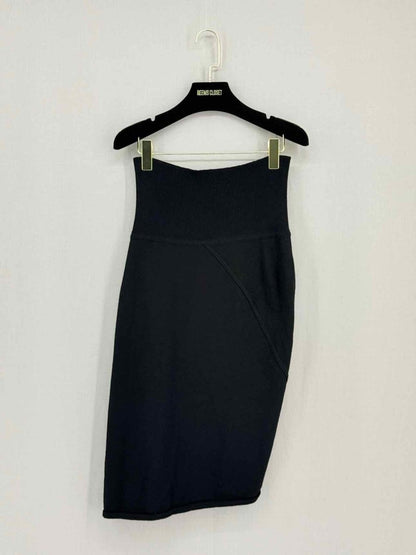 Pre - loved ALIA Black Knee Length Skirt at Reems Closet