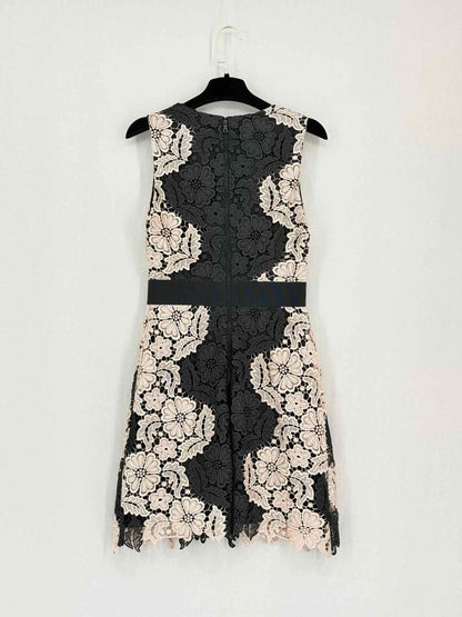 Pre-loved ALICE + OLIVIA Black & Beige Lace Size US 4 Short Dress at Reems Closet