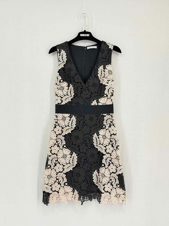 Pre-loved ALICE + OLIVIA Black & Beige Lace Size US 4 Short Dress at Reems Closet