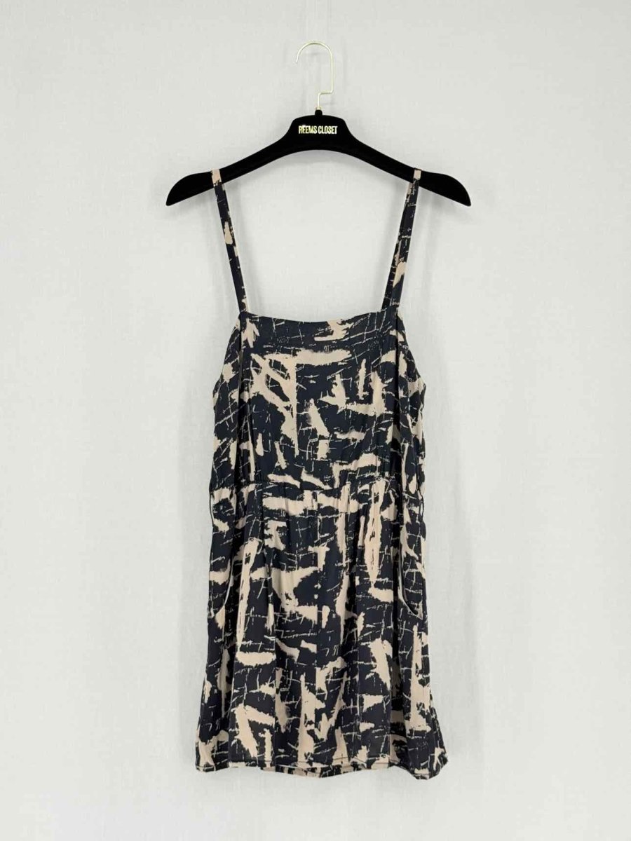 Pre - loved ALICE + OLIVIA Black & Beige Printed Size Small Top at Reems Closet