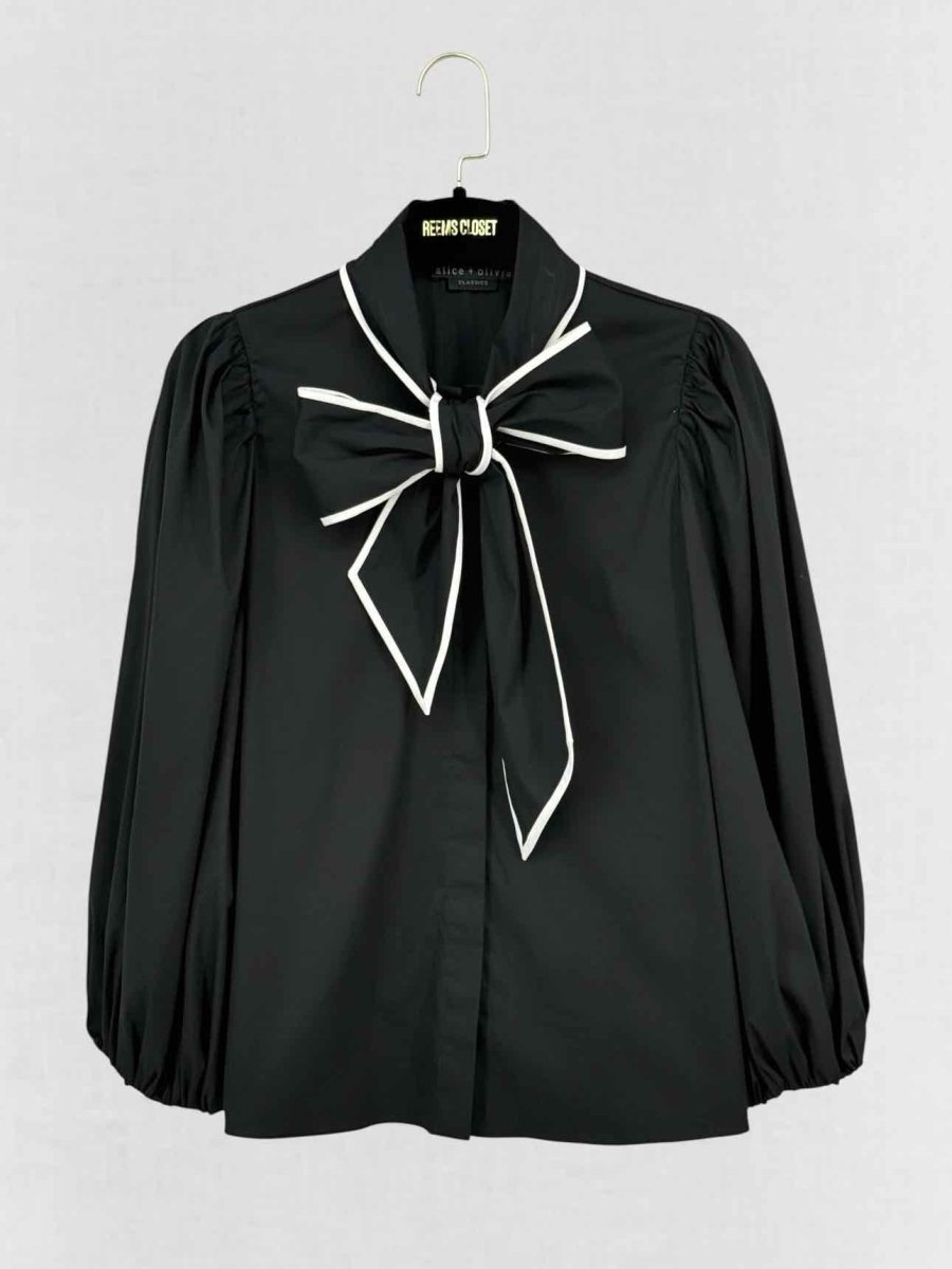 Pre - loved ALICE + OLIVIA Black w/ White Trim Size XSmall Blouse at Reems Closet