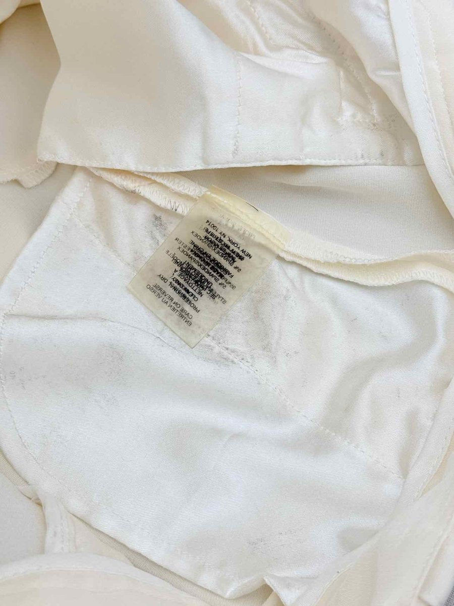 Pre - loved ALICE + OLIVIA Cream Size Small Shorts at Reems Closet