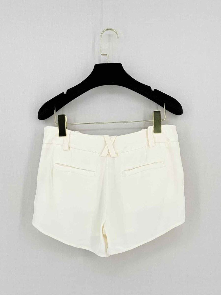 Pre - loved ALICE + OLIVIA Cream Size Small Shorts at Reems Closet