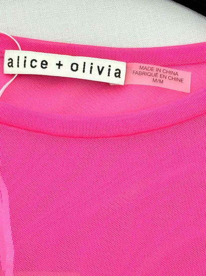Pre - loved ALICE + OLIVIA Fuchsia Size Medium Top at Reems Closet
