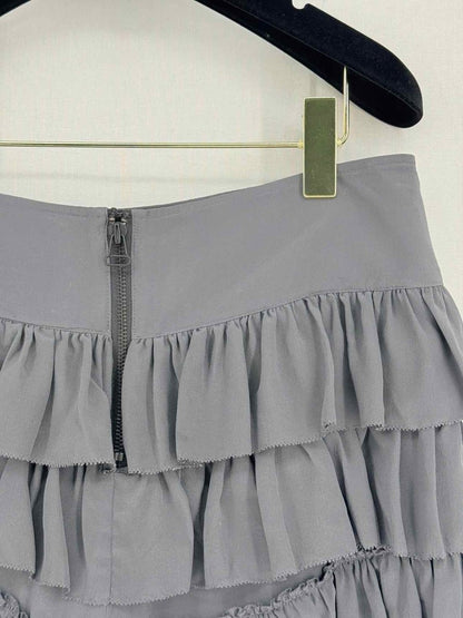 Pre - loved ALICE + OLIVIA Grey Shorts at Reems Closet