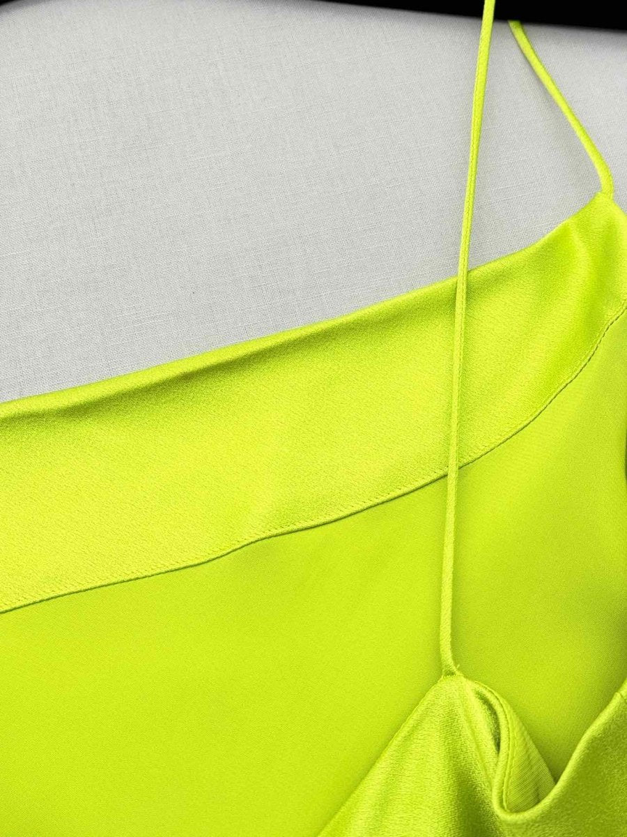 Pre-loved ALICE + OLIVIA Lime Green Size US 10 Short Dress at Reems Closet
