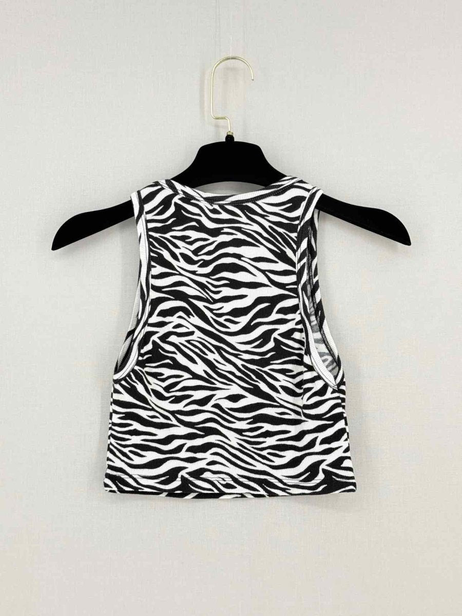 Pre - loved ALICE + OLIVIA Mit White & Black Size XSmall Top at Reems Closet