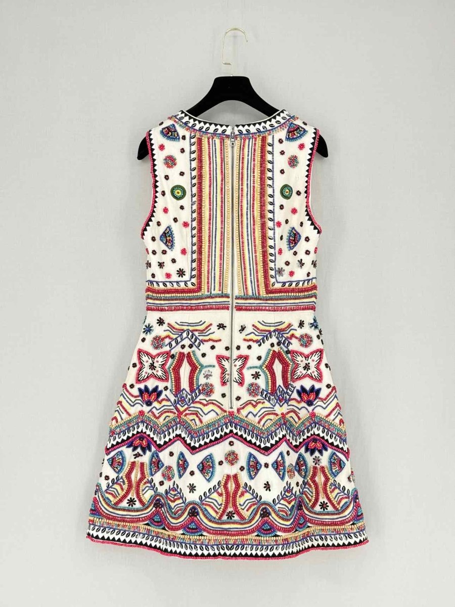 Pre - loved ALICE + OLIVIA White Multicolor Size US 4 Short Dress at Reems Closet
