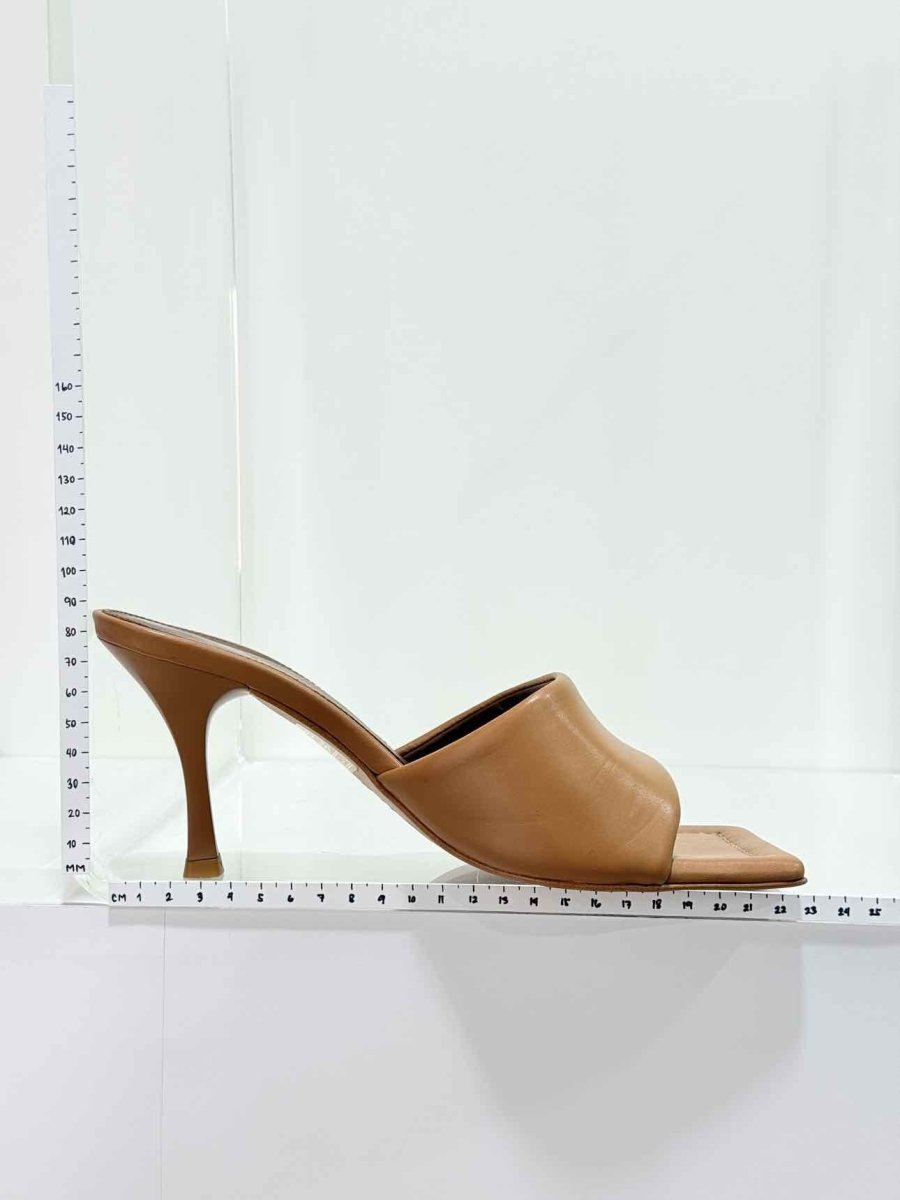 Pre - loved ALOHAS Puffy Brown Size EU 38 Mules at Reems Closet