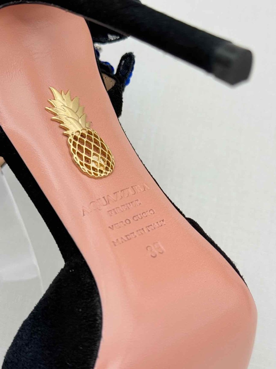Pre - loved AQUAZZURA Black Size EU 39 Pumps at Reems Closet