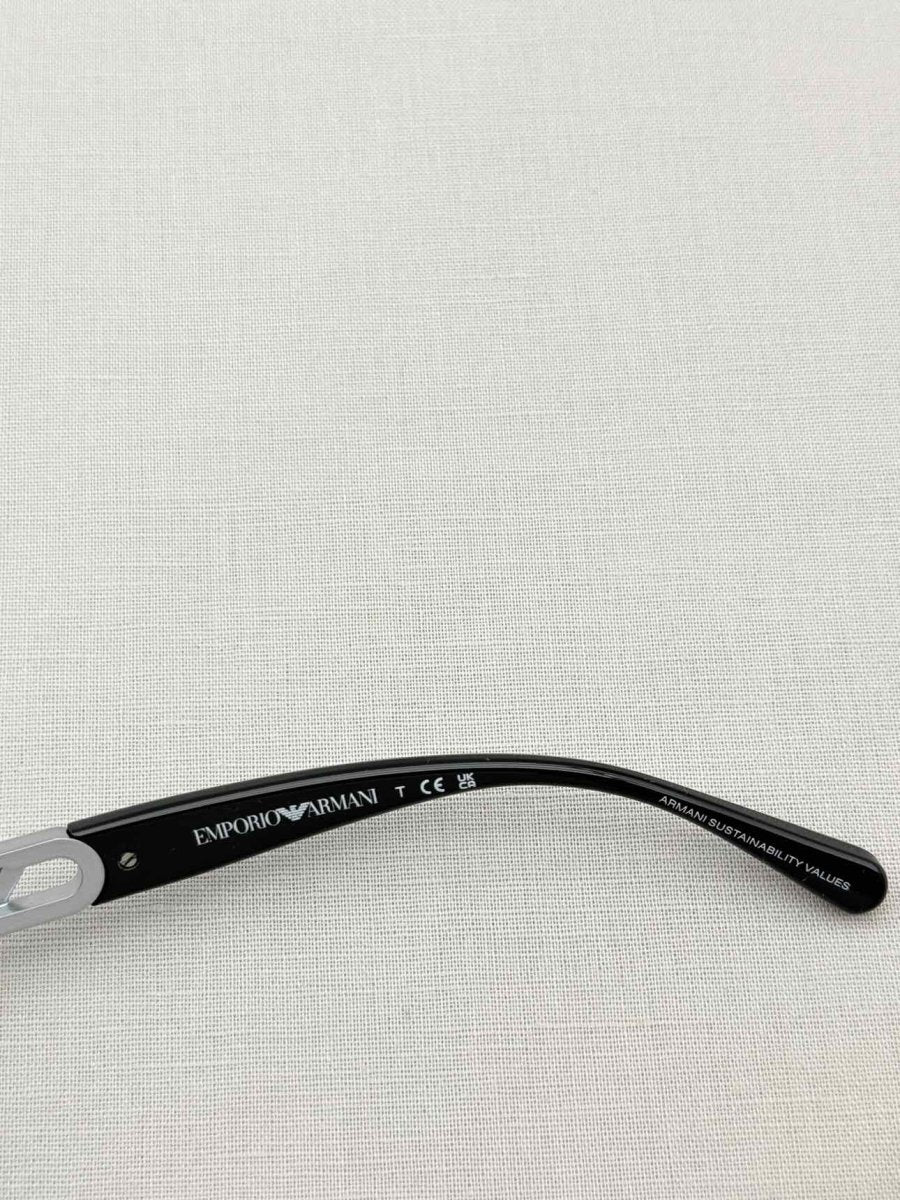 Pre-loved ARMANI EXCHANGE Cream & Black Sunglasses at Reems Closet