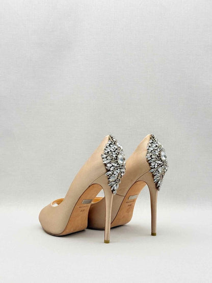 Pre-loved BADGLEY MISCHKA Beige Size EU 38.5 Pumps at Reems Closet