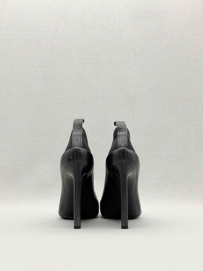 Pre - loved BALENCIAGA Black Size EU 38 Pumps at Reems Closet