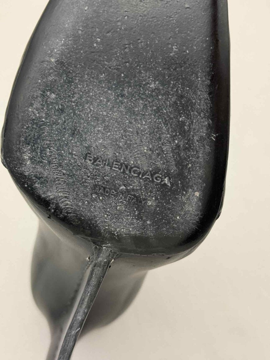 Pre - loved BALENCIAGA Black Size EU 38 Pumps at Reems Closet