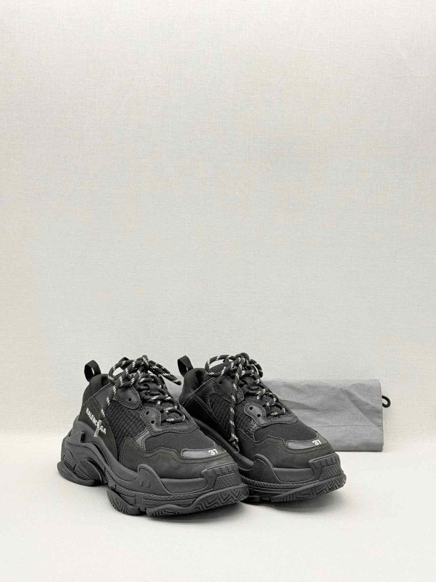 Pre-loved BALENCIAGA Triple S Black Size EU 37 Sneakers at Reems Closet