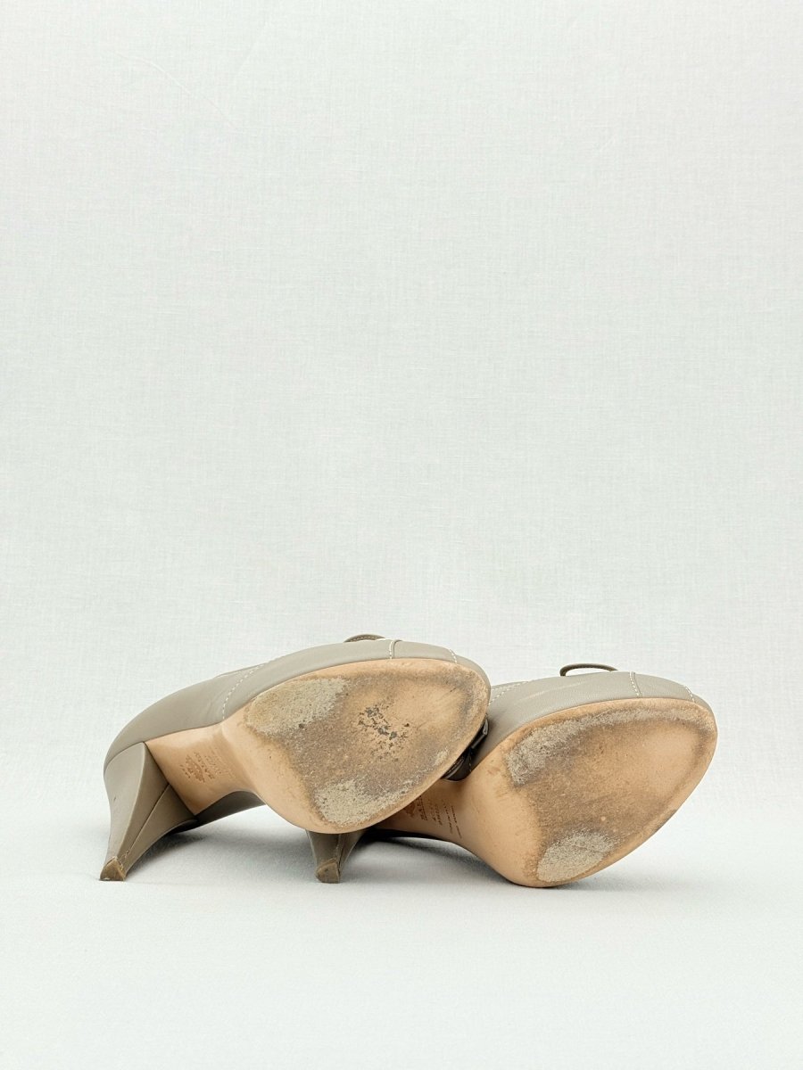 Pre - loved BALLY Grey Size EU 40 Pumps at Reems Closet